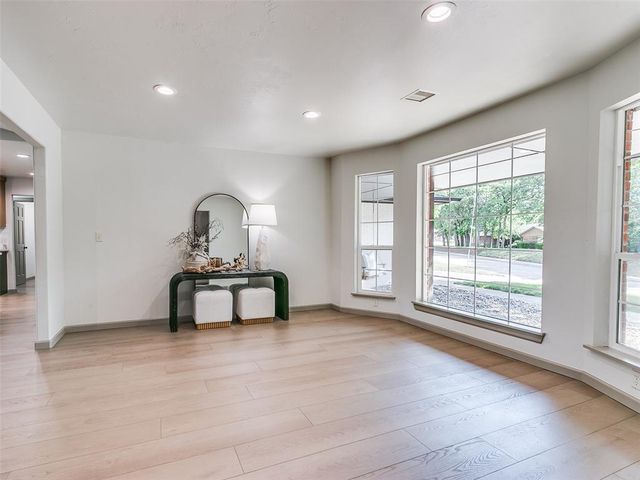 1301 Mary Lee Lane, Edmond, OK 73034