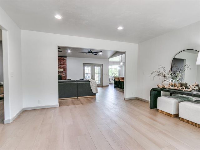1301 Mary Lee Lane, Edmond, OK 73034