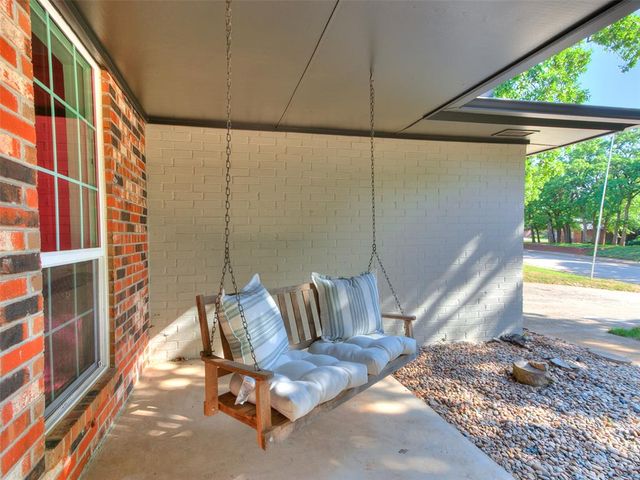 1301 Mary Lee Lane, Edmond, OK 73034