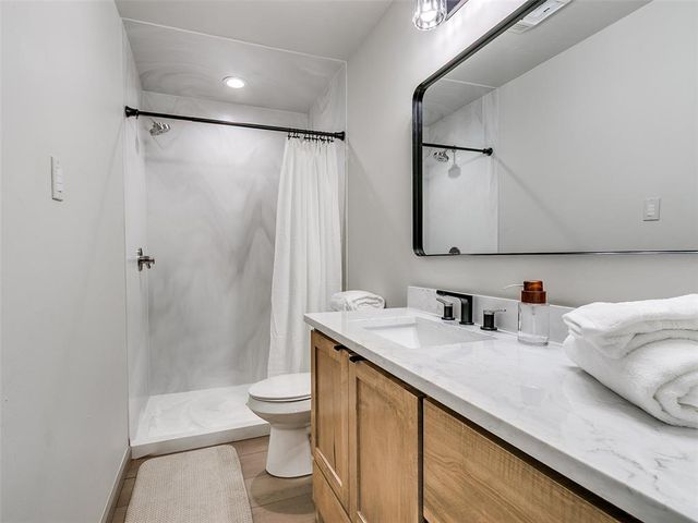1301 Mary Lee Lane, Edmond, OK 73034