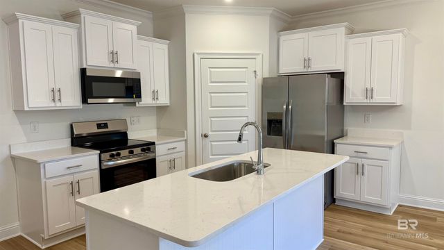 384 Parkerman Avenue, Gulf Shores, AL 36542