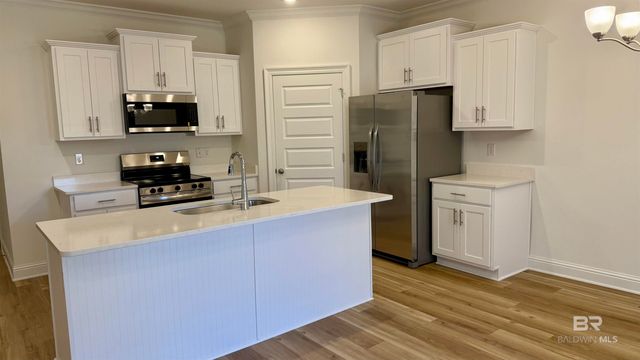 384 Parkerman Avenue, Gulf Shores, AL 36542