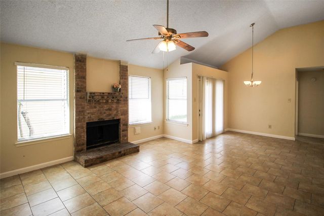 11614 Gullwood, Houston, TX 77089