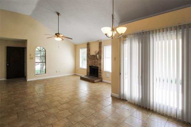 11614 Gullwood, Houston, TX 77089