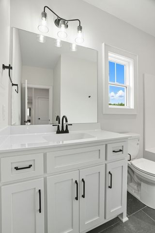 4380 McCrary Rd, Lebanon, TN 37090