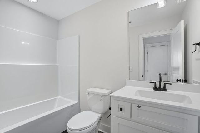 4380 McCrary Rd, Lebanon, TN 37090