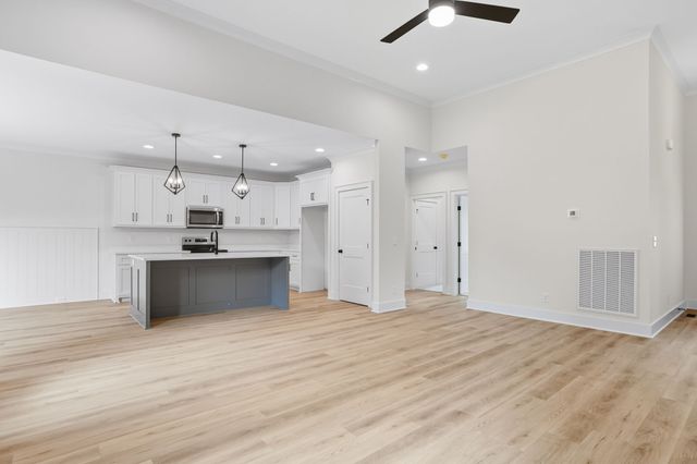 4380 McCrary Rd, Lebanon, TN 37090