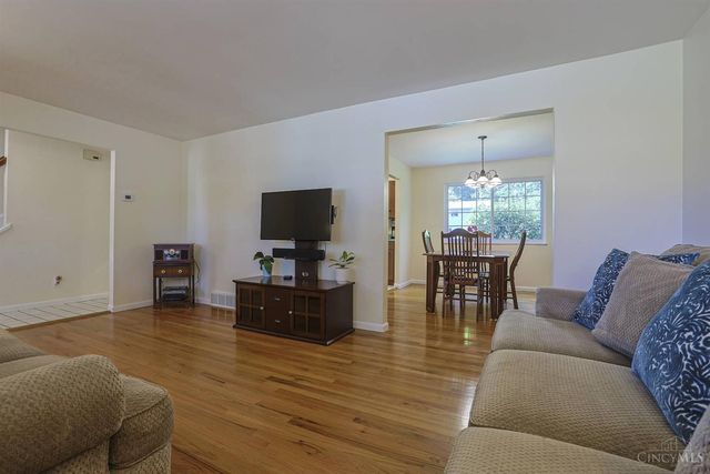 6993 E Galbraith Road, Madeira, OH 45243