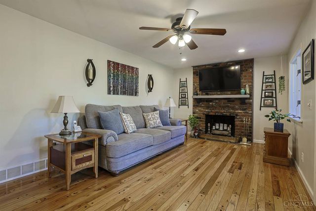 6993 E Galbraith Road, Madeira, OH 45243