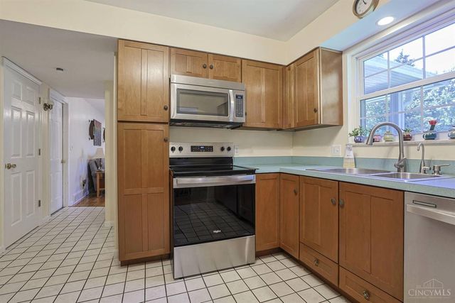 6993 E Galbraith Road, Madeira, OH 45243
