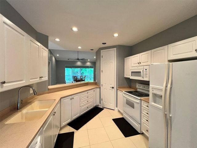 3608 54TH DRIVE W 202, Bradenton, FL 34210