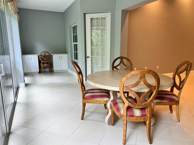 3608 54TH DRIVE W 202, Bradenton, FL 34210