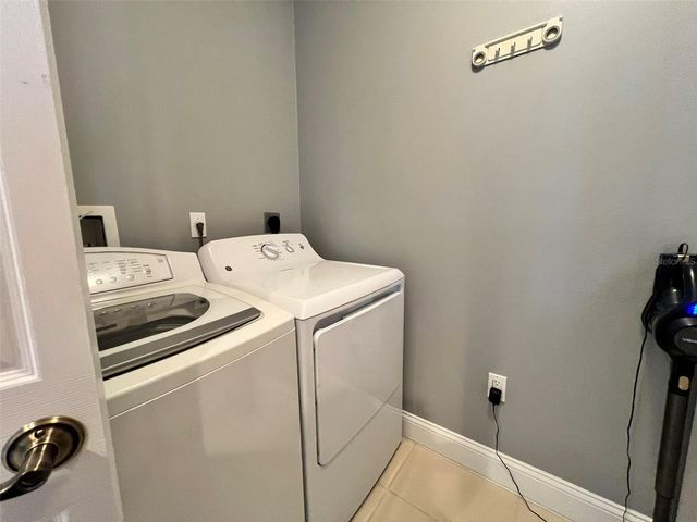 3608 54TH DRIVE W 202, Bradenton, FL 34210