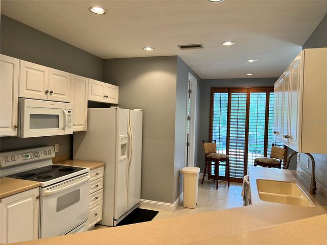 3608 54TH DRIVE W 202, Bradenton, FL 34210