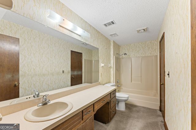 2498 Forestdale Drive, Dacula, GA 30019
