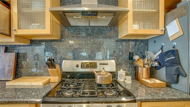 401 S Orchard Drive, Burbank, CA 91506