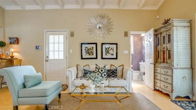 401 S Orchard Drive, Burbank, CA 91506