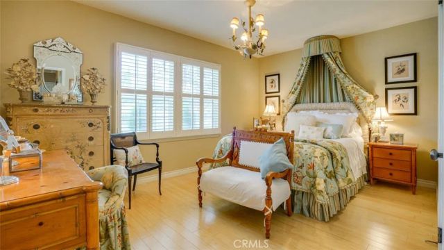 401 S Orchard Drive, Burbank, CA 91506