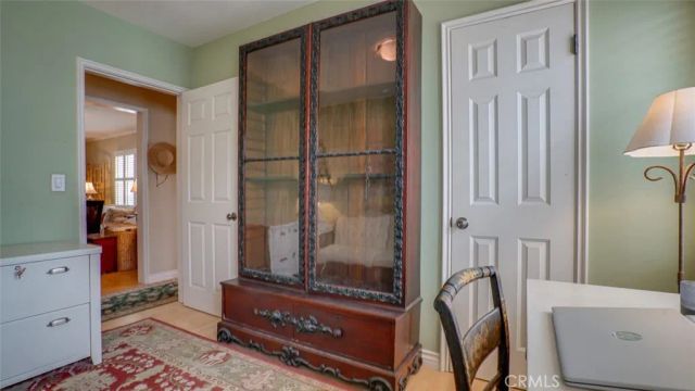 401 S Orchard Drive, Burbank, CA 91506