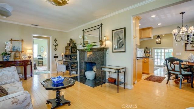 401 S Orchard Drive, Burbank, CA 91506