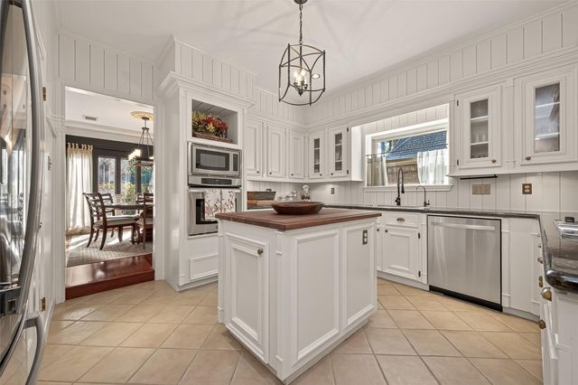 9622 Fenchurch Drive, Spring, TX 77379