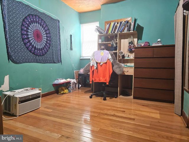 2205 S 24TH ST, Philadelphia, PA 19145