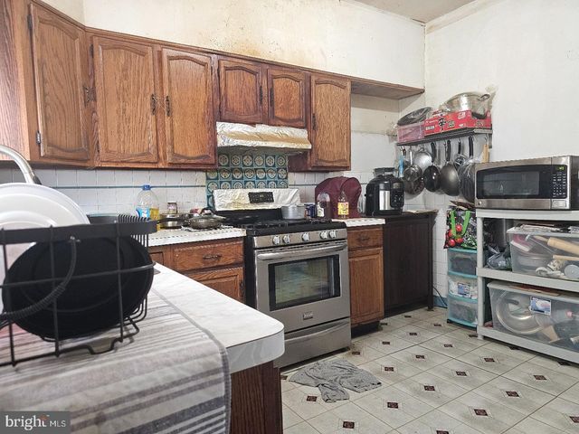 2205 S 24TH ST, Philadelphia, PA 19145