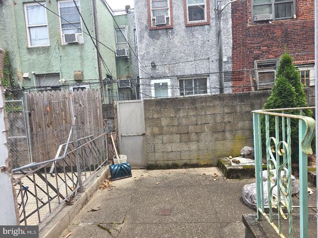 2205 S 24TH ST, Philadelphia, PA 19145