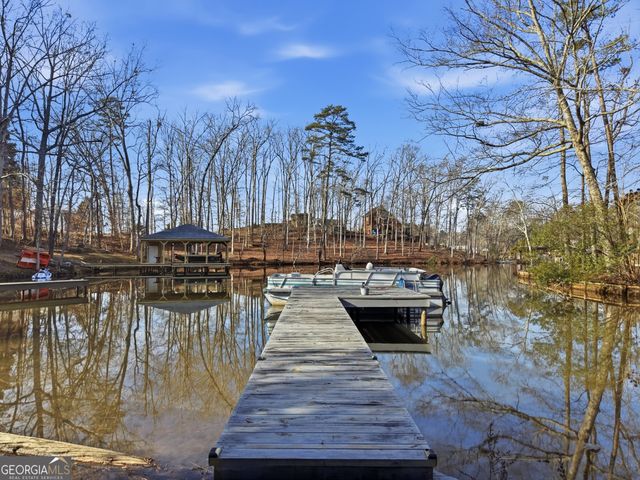 282 Possum Point Drive, Eatonton, GA 31024