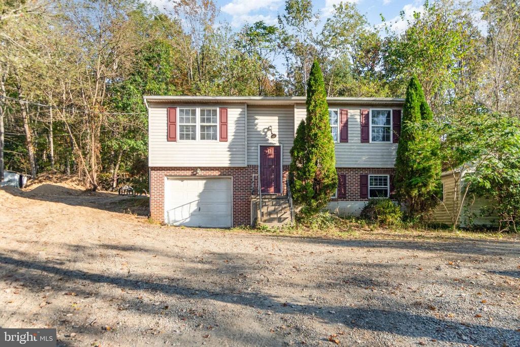 502 MAHANOY VALLEY RD, Duncannon, PA 17020