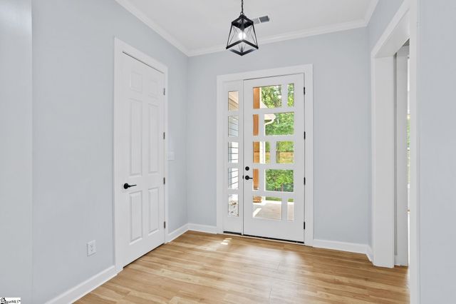 2705 Brook Hollow Drive, Seneca, SC 29678