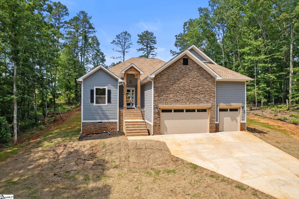 2705 Brook Hollow Drive, Seneca, SC 29678