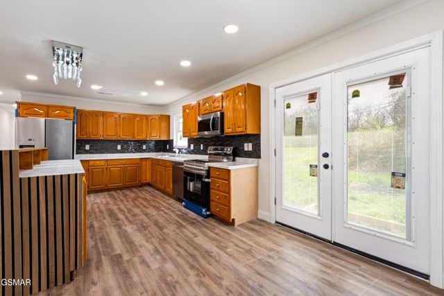 1025 Scarlet Road, Newport, TN 37821