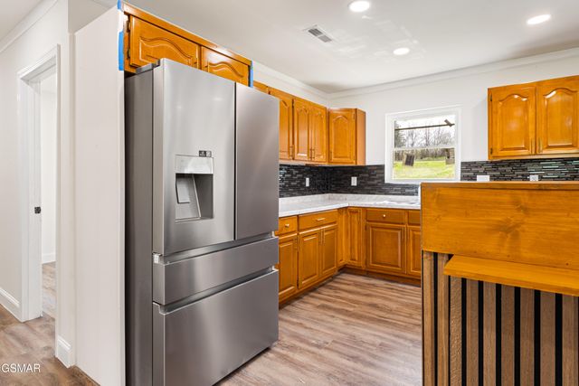 1025 Scarlet Road, Newport, TN 37821