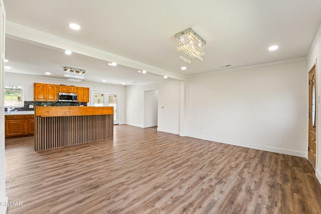 1025 Scarlet Road, Newport, TN 37821