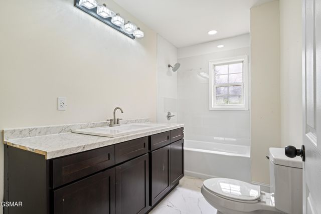 1025 Scarlet Road, Newport, TN 37821