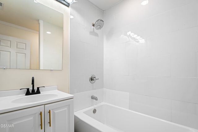 1025 Scarlet Road, Newport, TN 37821