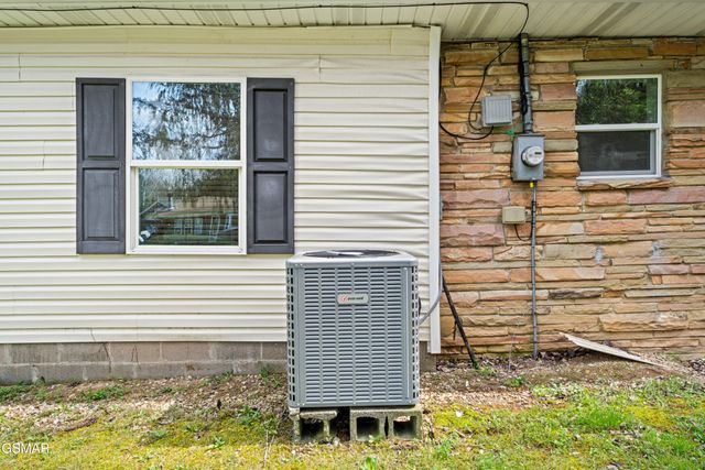 1025 Scarlet Road, Newport, TN 37821