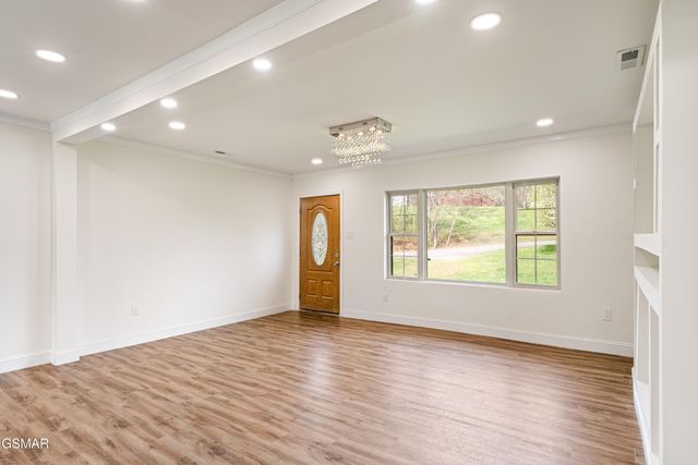 1025 Scarlet Road, Newport, TN 37821