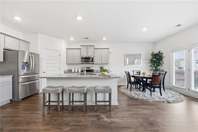 128 Montgomery Drive, Stockbridge, GA 30281