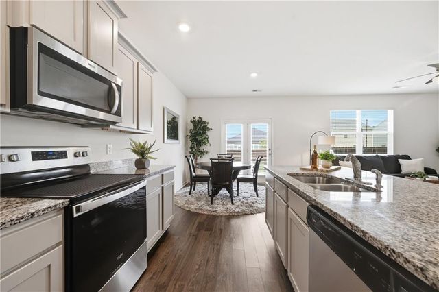 128 Montgomery Drive, Stockbridge, GA 30281