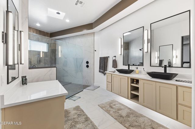 324 Gold Valley Drive, Horizon City, TX 79928