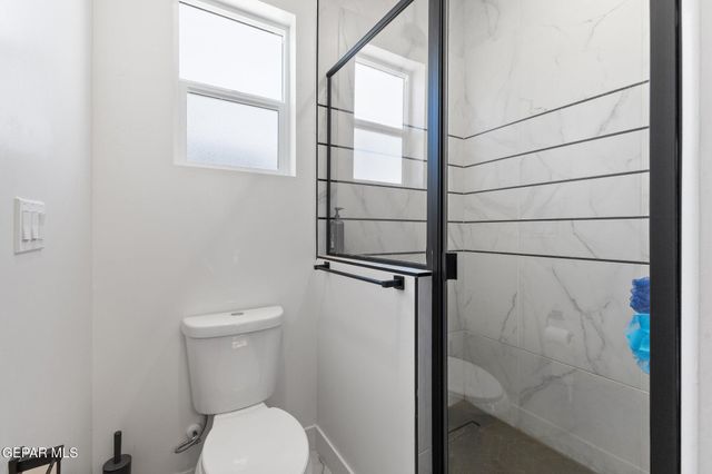 324 Gold Valley Drive, Horizon City, TX 79928