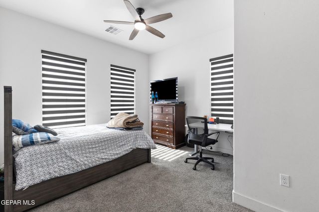 324 Gold Valley Drive, Horizon City, TX 79928