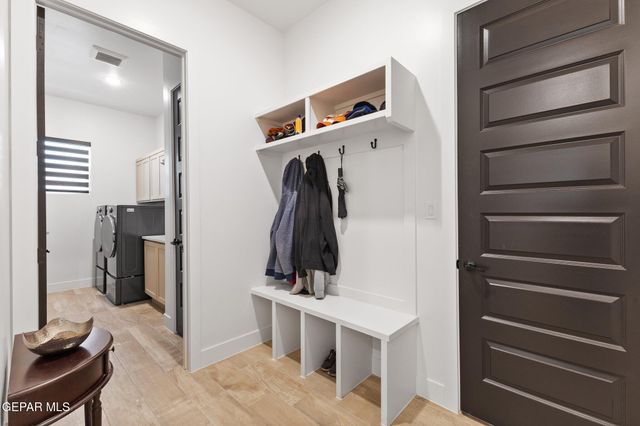 324 Gold Valley Drive, Horizon City, TX 79928