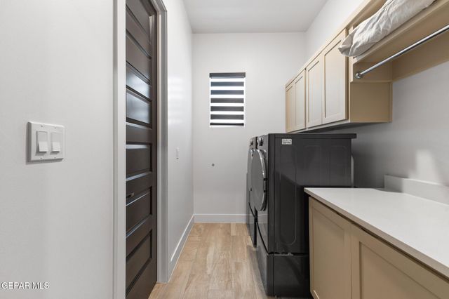 324 Gold Valley Drive, Horizon City, TX 79928