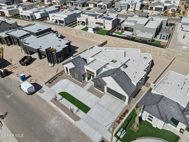 324 Gold Valley Drive, Horizon City, TX 79928