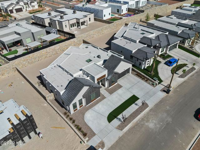 324 Gold Valley Drive, Horizon City, TX 79928