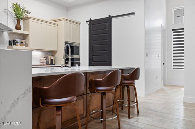 324 Gold Valley Drive, Horizon City, TX 79928