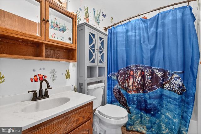 307 W PINE STREET, Mount Holly Springs, PA 17065